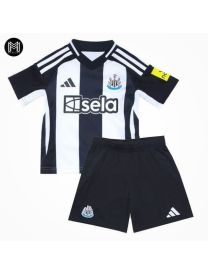 Newcastle United Domicile 2024/25 Junior Kit